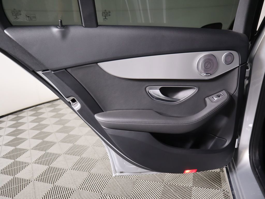 Used 2020 Mercedes-Benz C 300 Sedan image 26