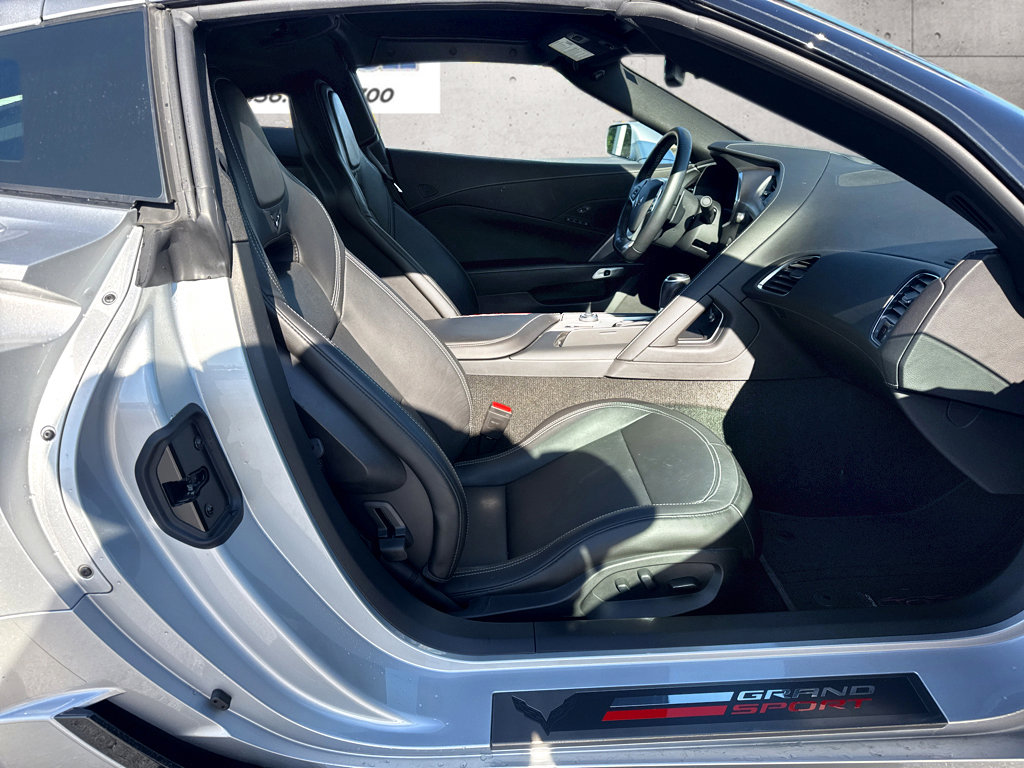 Used 2018 Chevrolet Corvette Grand Sport RWD image 8