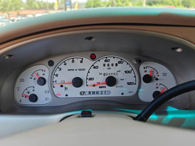 Used 2001 Ford Explorer Sport Trac 2WD image 13