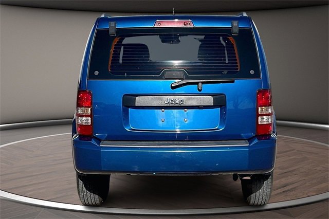 Used 2010 Jeep Liberty Sport image 4