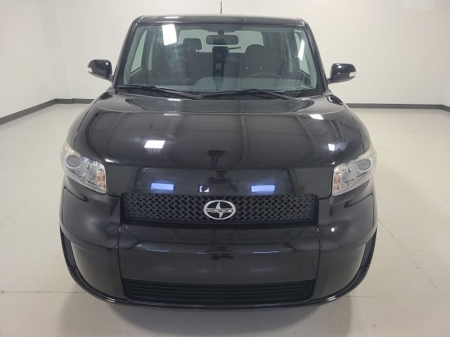 Used 2008 Scion xB FWD image 2