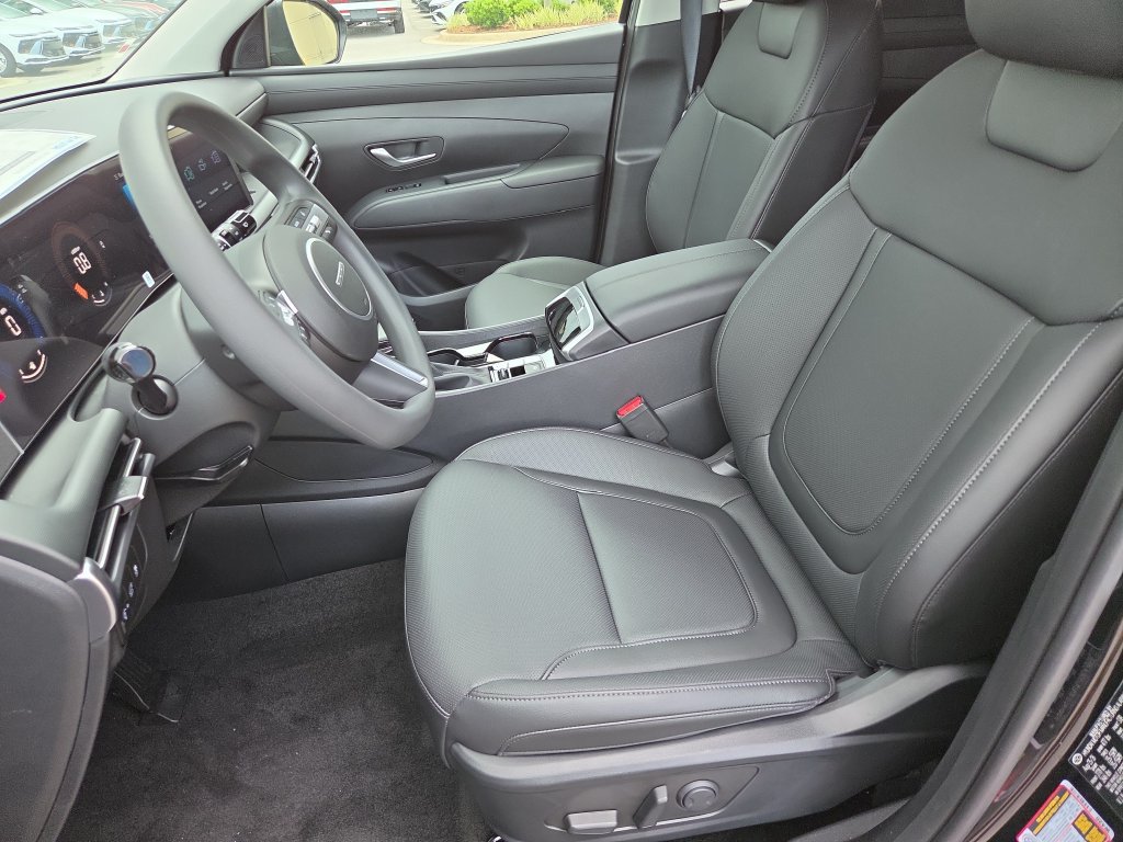 New 2026 Hyundai Tucson SEL Plus w/ Tow & Go Package FWD image 11