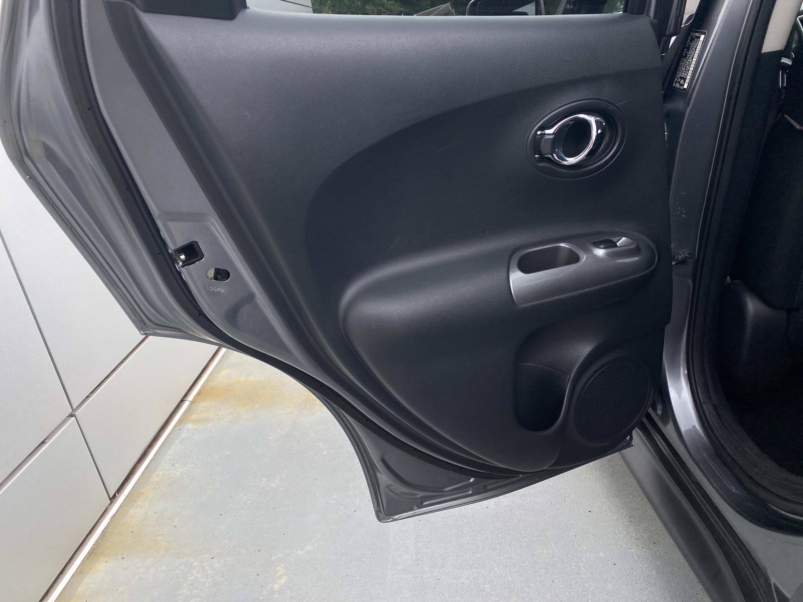 Used 2017 Nissan Juke SV AWD/4WD image 12