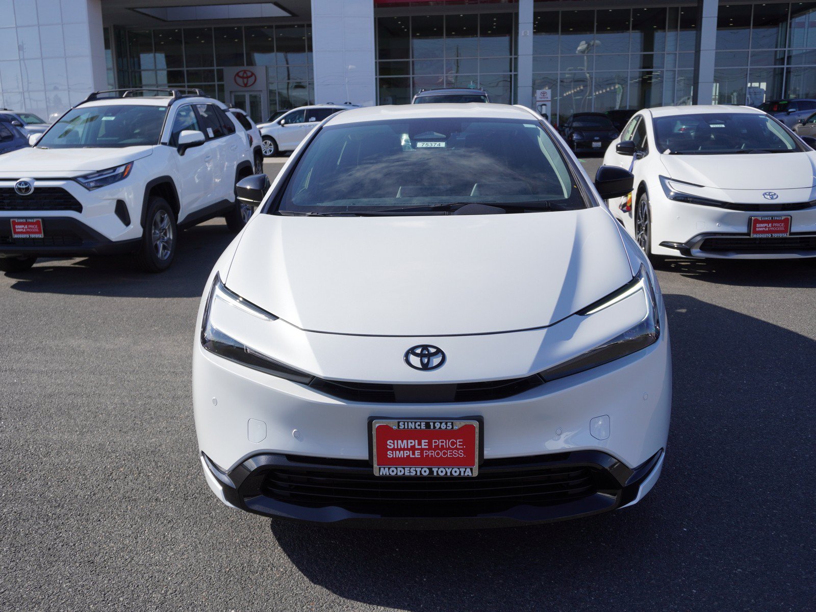 New 2026 Toyota Prius Plug-In Hybrid FWD image 6