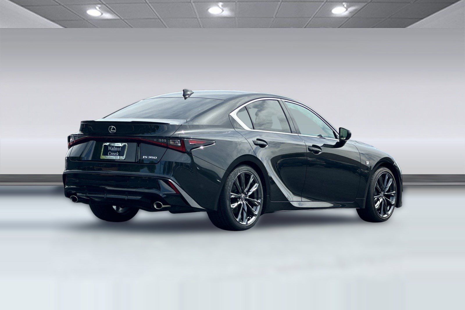 Used 2024 Lexus IS 350 F Sport image 8