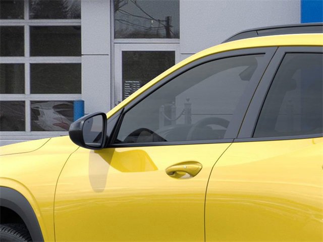 New 2025 Chevrolet Trax RS w/ Driver Confidence Package image 12