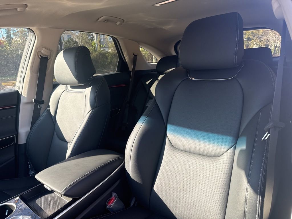 New 2026 Genesis GV70 2.5T image 13