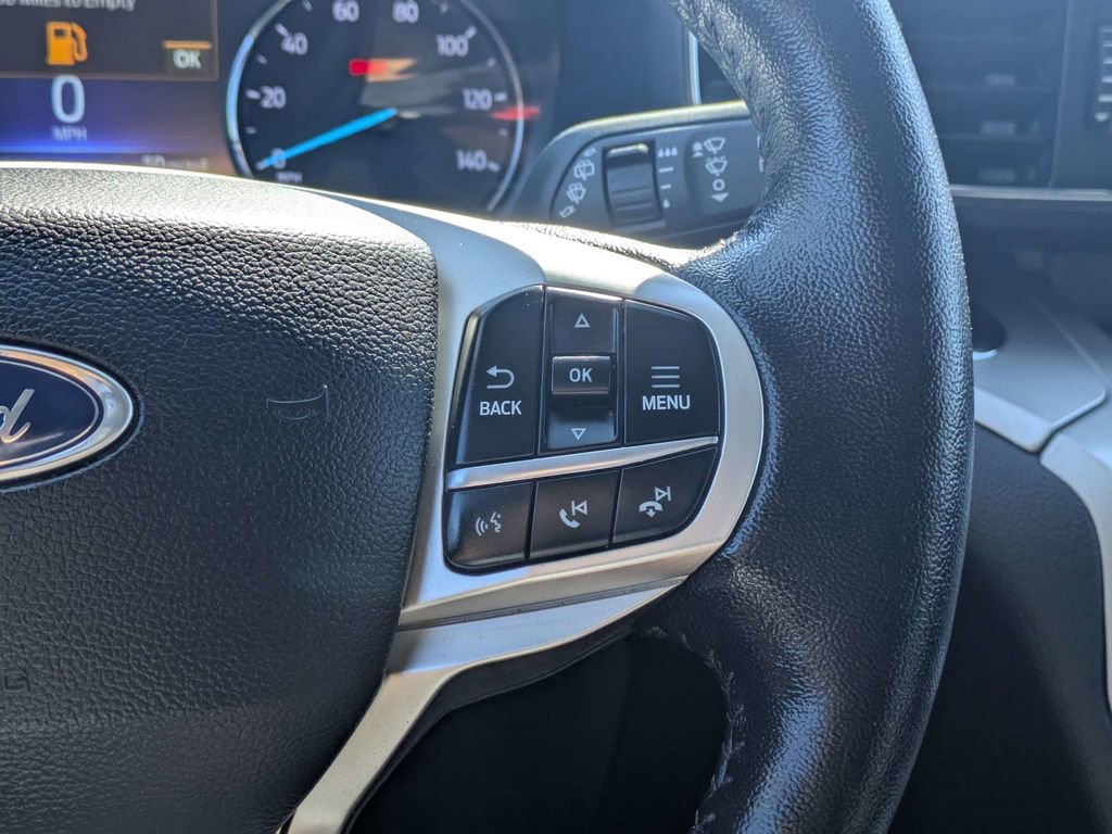 Used 2023 Ford Explorer XLT w/ Equipment Group 202A RWD image 26