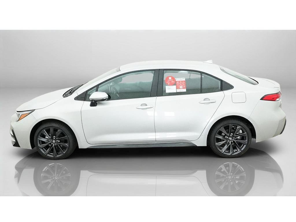 New 2027 Toyota Corolla SE FWD image 3