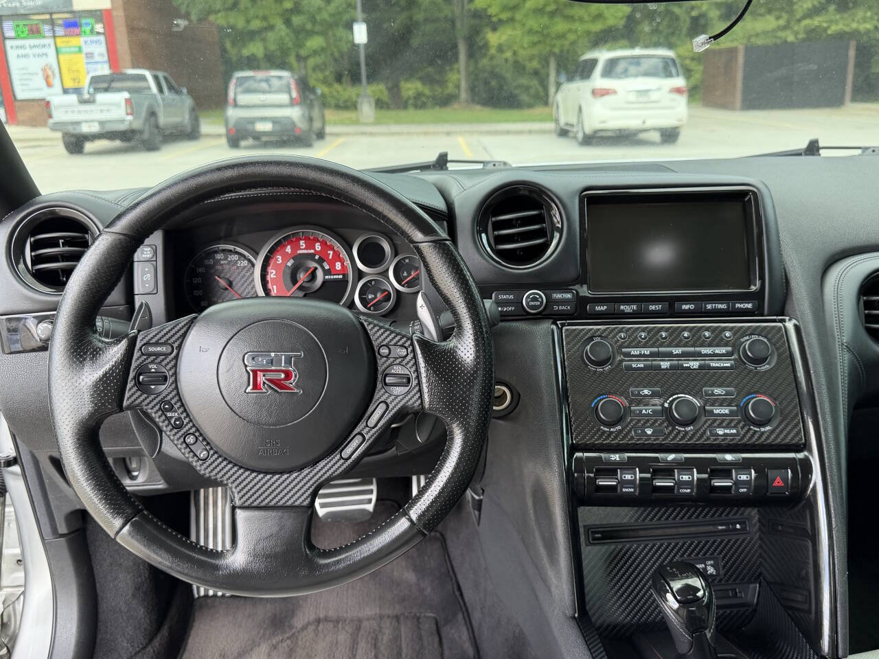Used 2009 Nissan GT-R Premium AWD/4WD image 12