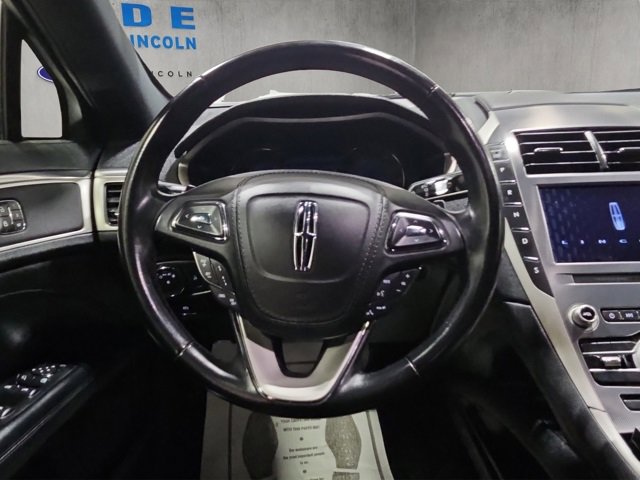 Used 2020 Lincoln MKZ w/ Convenience Package image 13
