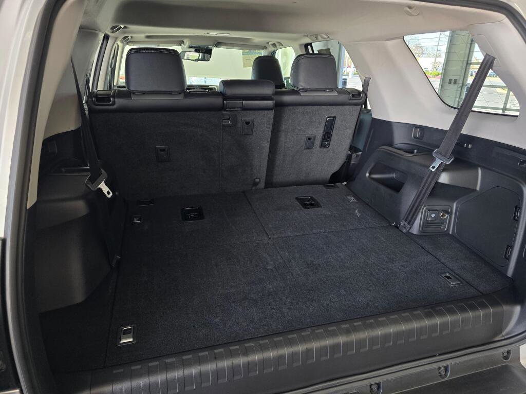Used 2023 Toyota 4Runner SR5 Premium w/ Moonroof Package image 15