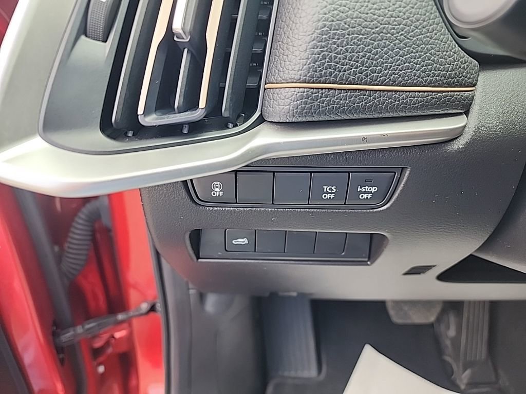 Used 2024 MAZDA CX-90 3.3 Turbo w/ Preferred Plus image 17