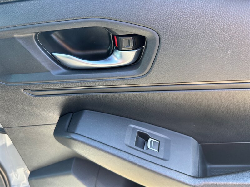 Used 2025 Honda Accord Sport-L image 38