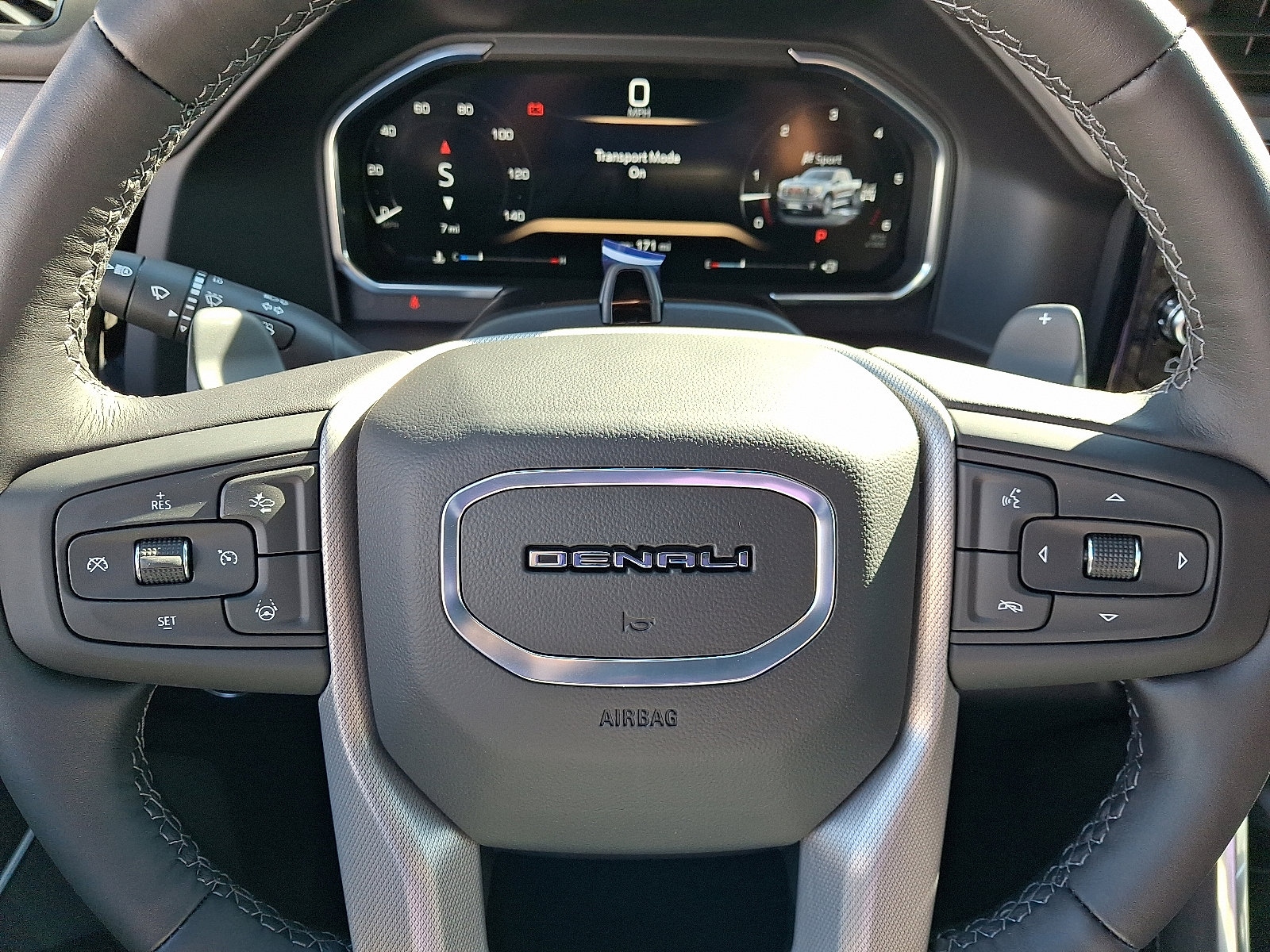 New 2026 GMC Sierra 1500 Denali w/ Technology Package image 9