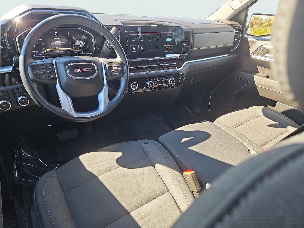 Used 2024 GMC Sierra 1500 Elevation AWD/4WD image 11