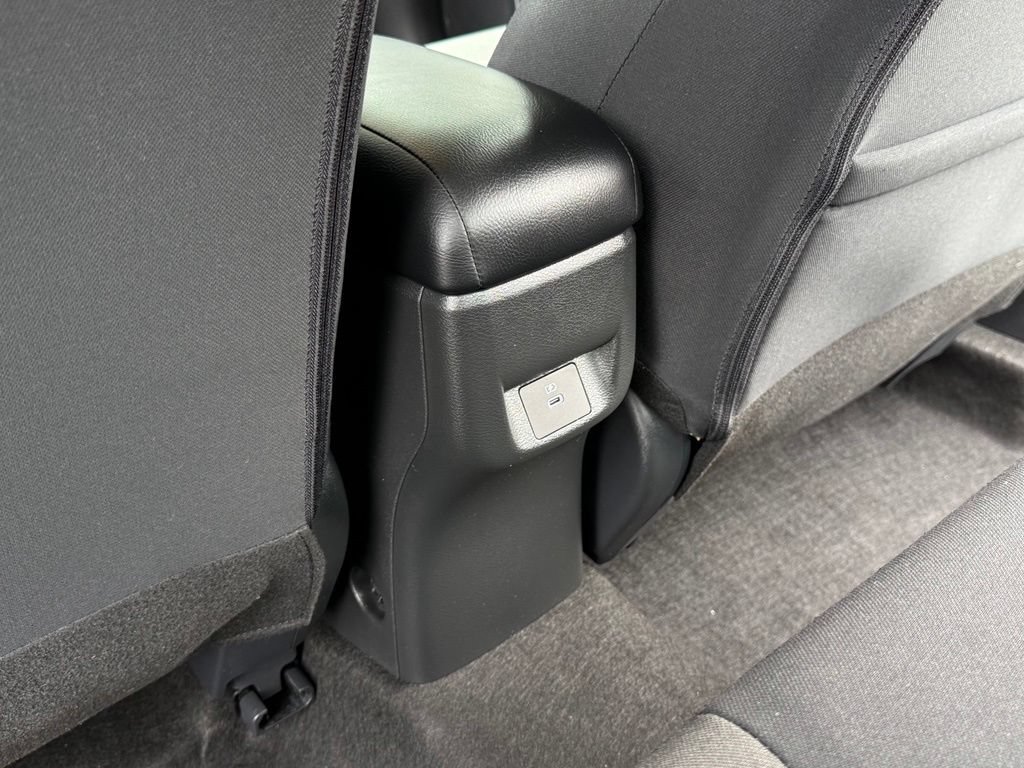 Certified 2025 Nissan Versa SR w/ Trunk Package FWD image 23
