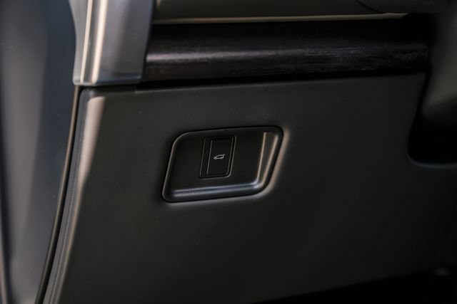New 2026 Land Rover Range Rover SE AWD/4WD image 33