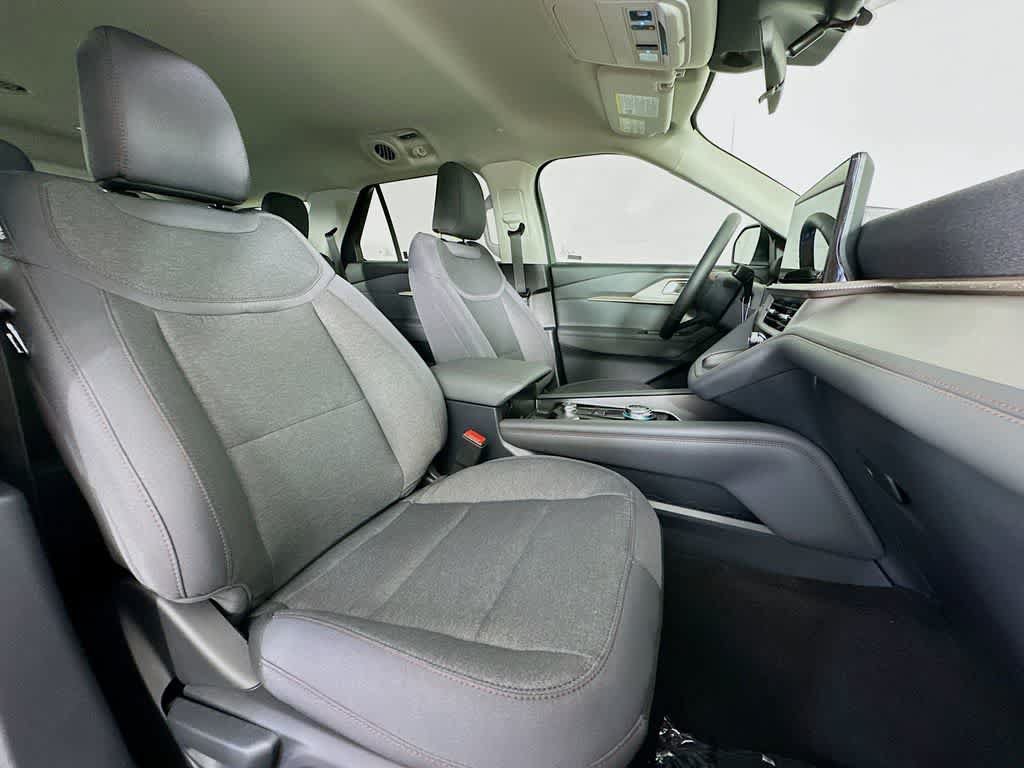 New 2026 Ford Explorer Active RWD image 14