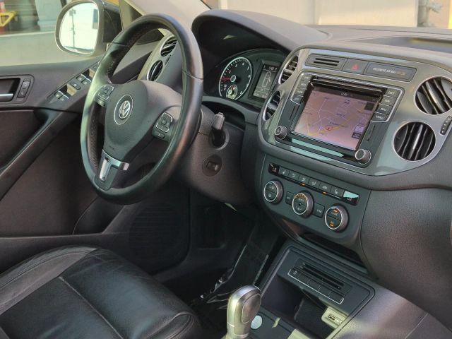 Used 2017 Volkswagen Tiguan Sport image 14