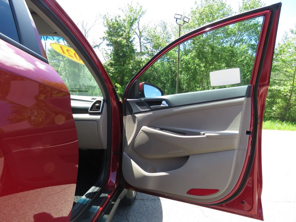 Used 2021 Hyundai Tucson Value AWD/4WD image 12