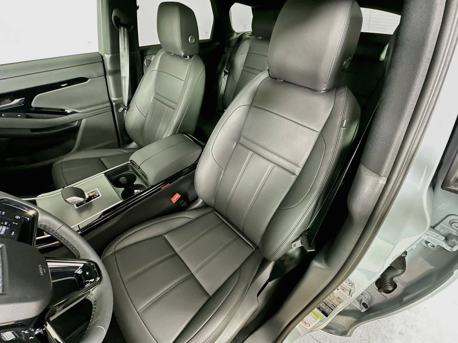 New 2026 Land Rover Range Rover Evoque S AWD/4WD image 34