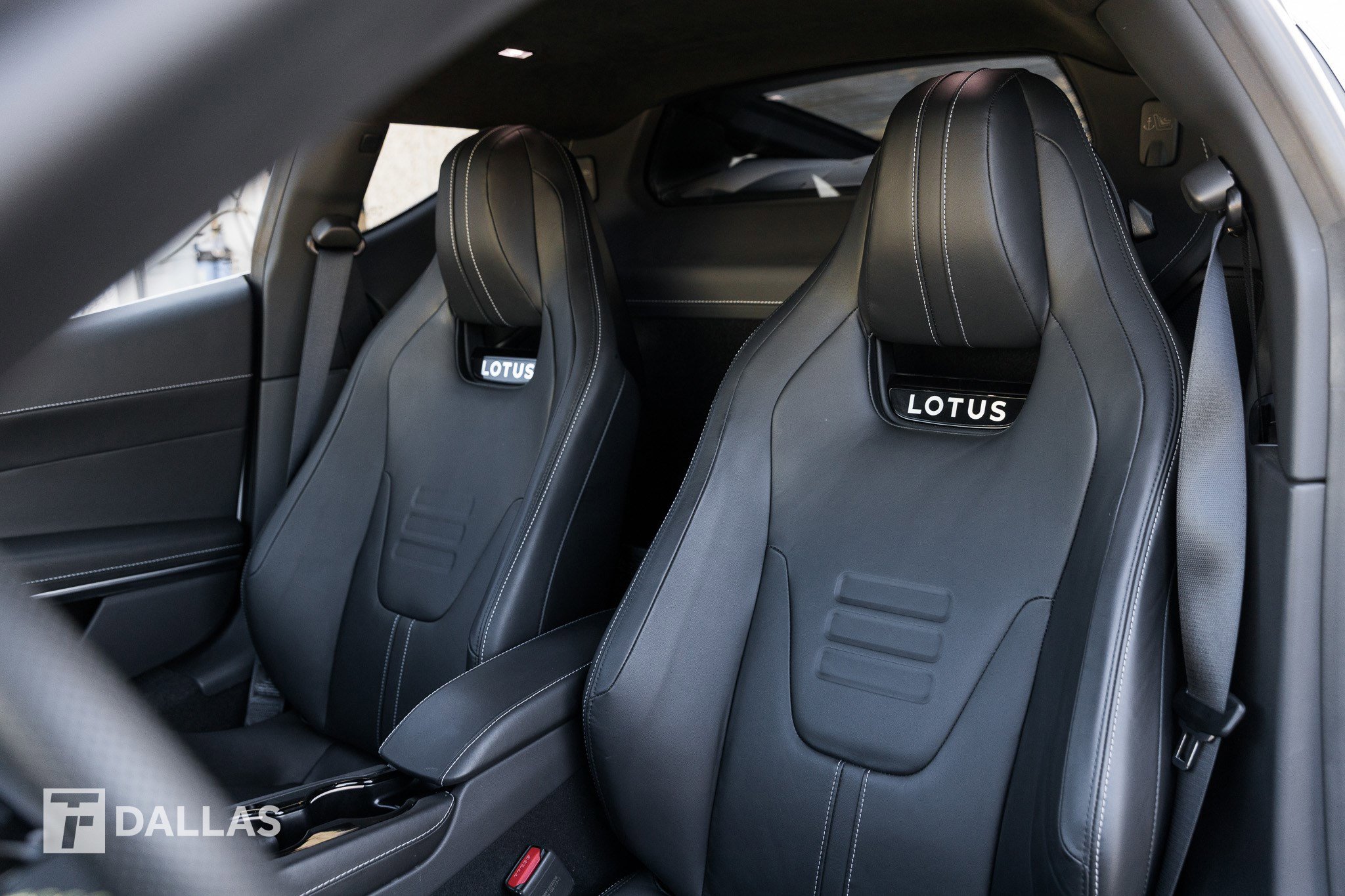 Used 2024 Lotus Emira First Edition image 23