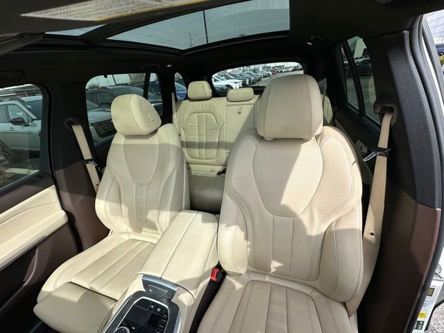 Used 2019 BMW X5 xDrive40i w/ Premium Package AWD/4WD image 28