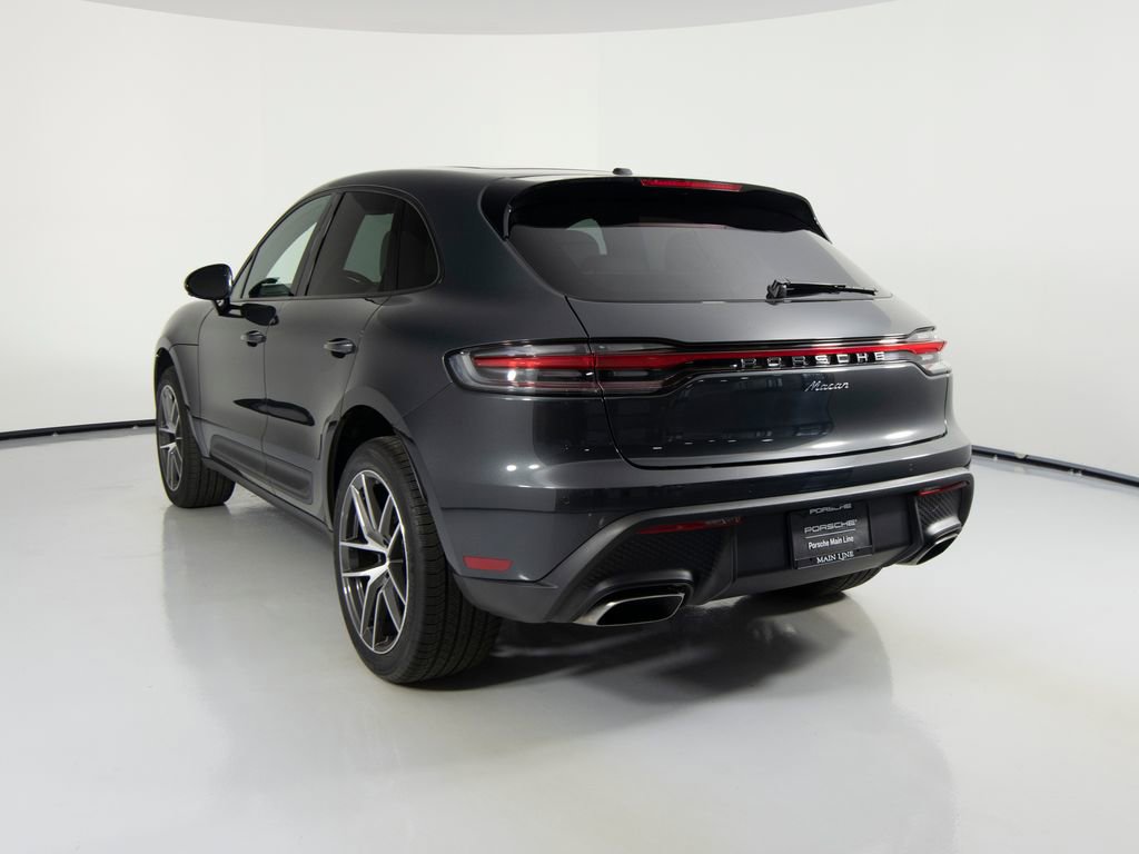 Certified 2026 Porsche Macan AWD/4WD image 8
