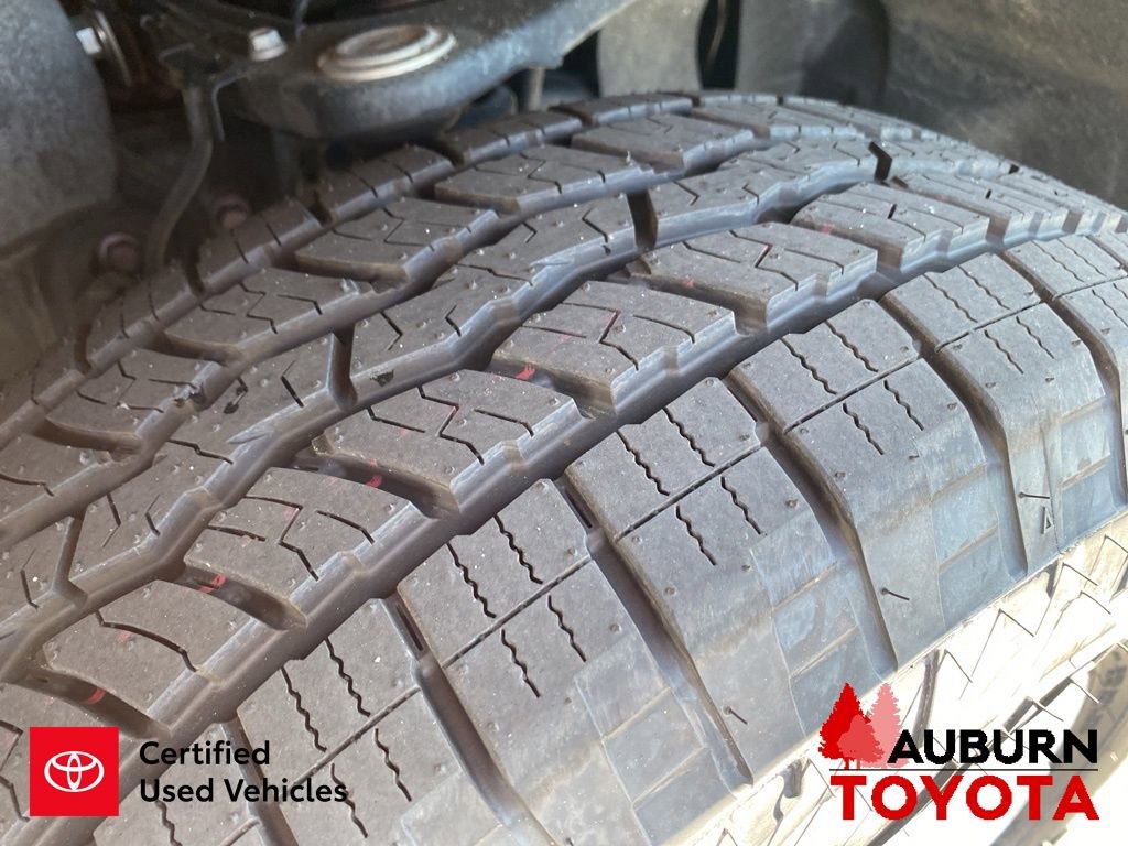 Used 2022 Toyota Tundra SR5 w/ SR5 Convenience Package AWD/4WD image 13