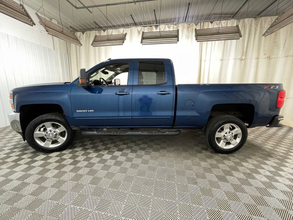 Used 2019 Chevrolet Silverado 2500 LT w/ LT Convenience Package AWD/4WD image 13