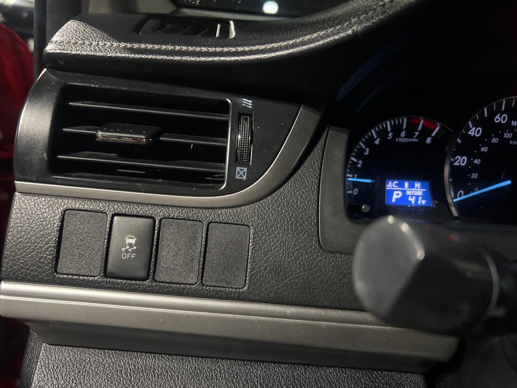 Used 2012 Toyota Camry SE image 25