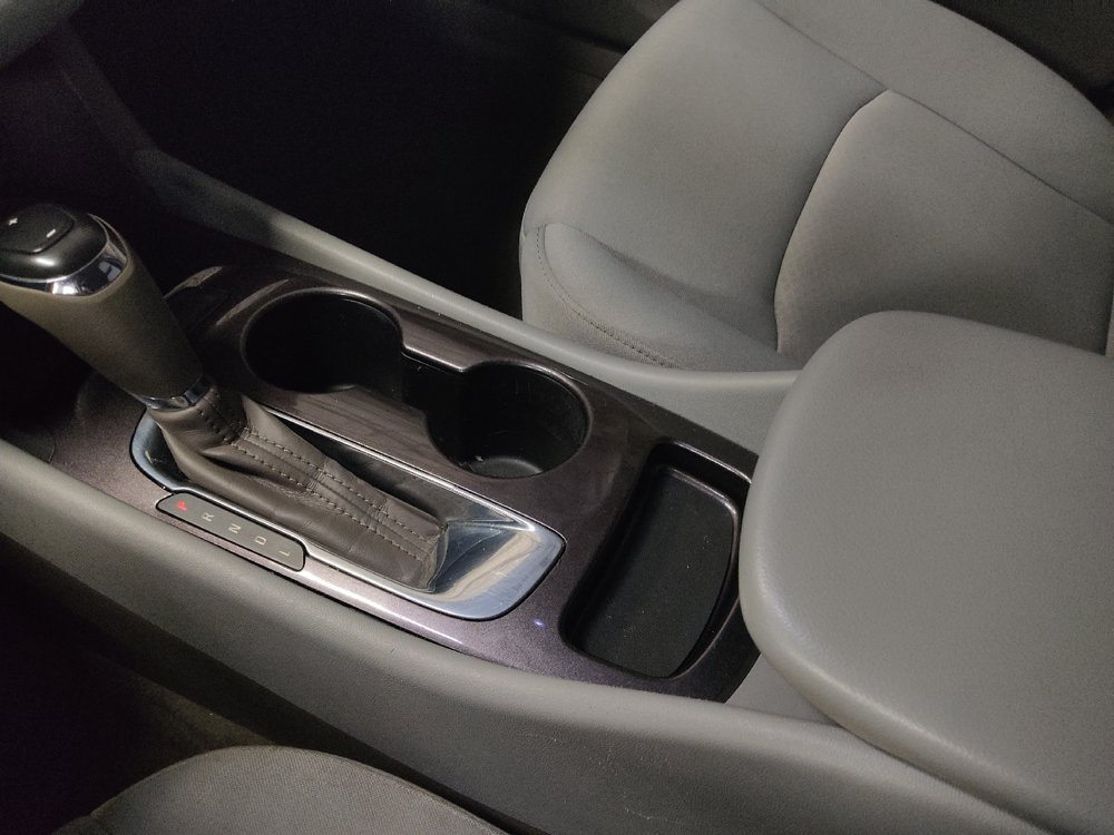 Used 2016 Chevrolet Malibu L image 26