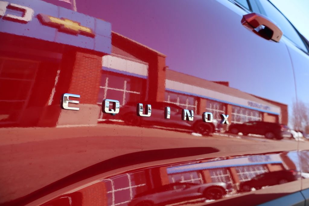 New 2026 Chevrolet Equinox LT w/ Convenience Package II image 7