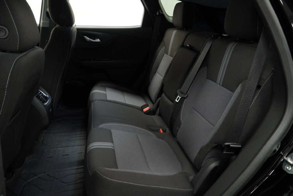 New 2026 Chevrolet Blazer LT w/ Convenience Package AWD/4WD image 11