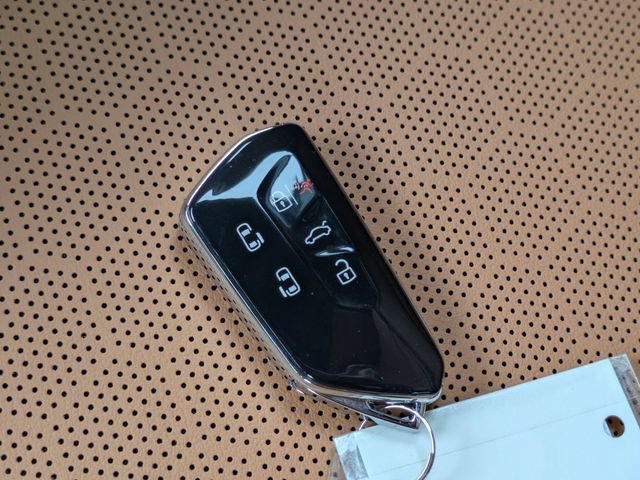 New 2025 Volkswagen ID. Buzz Pro S RWD image 36