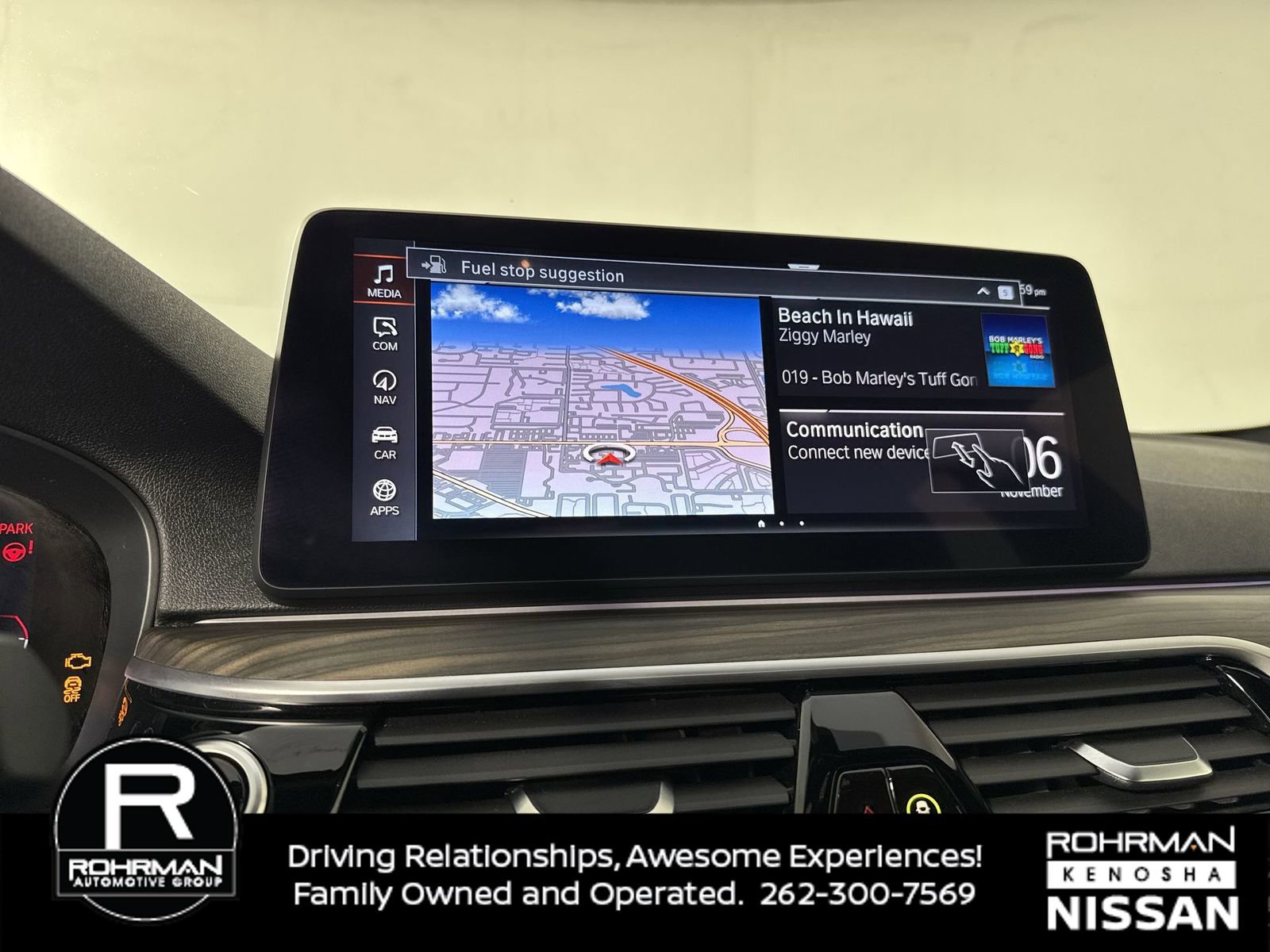 Used 2022 BMW 540i xDrive w/ Premium Package image 6