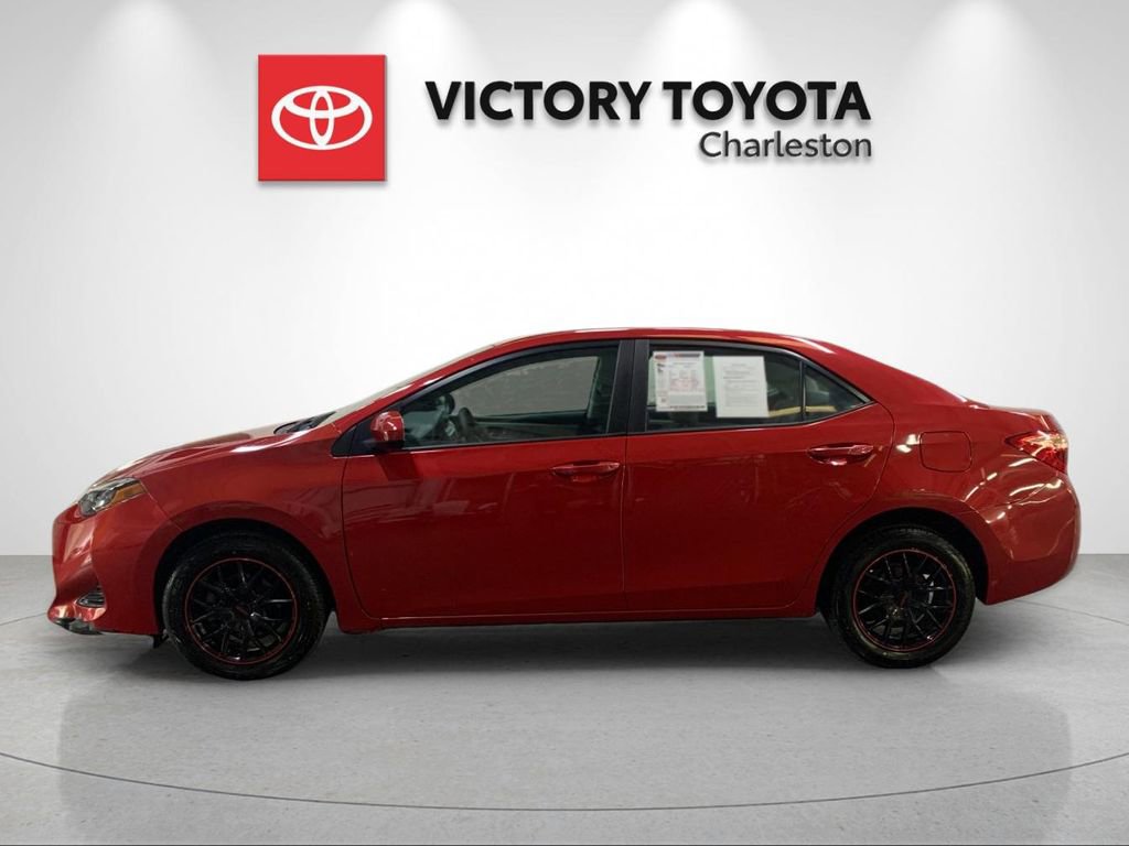 Used 2019 Toyota Corolla LE FWD image 2