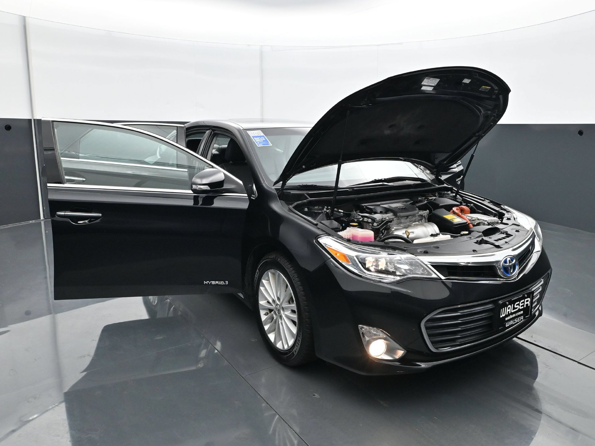 Used 2014 Toyota Avalon Limited FWD image 38
