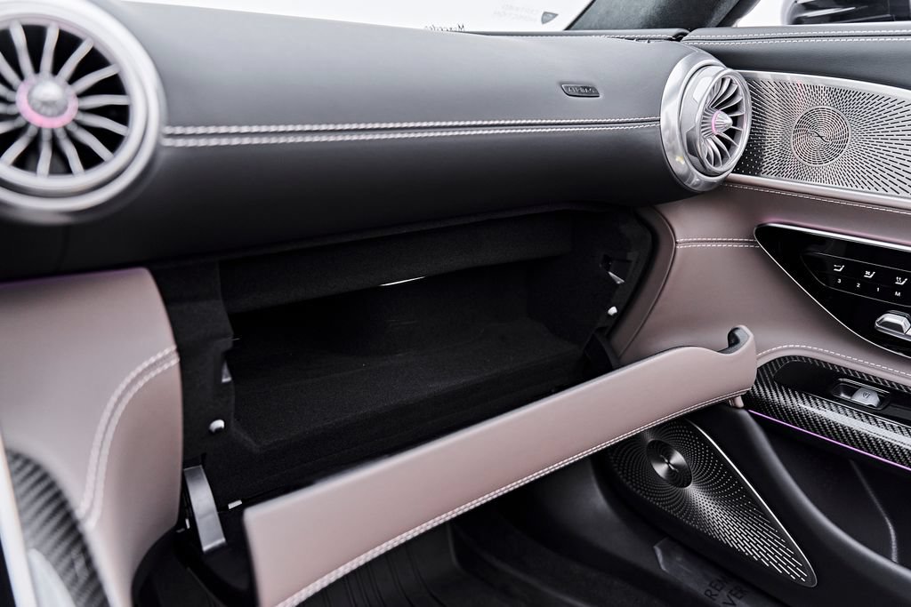 Used 2025 Mercedes-Benz SL 63 AMG 4MATIC image 69