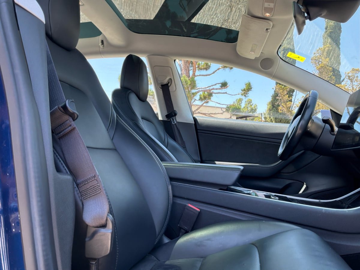 Used 2018 Tesla Model 3 Long Range RWD image 19