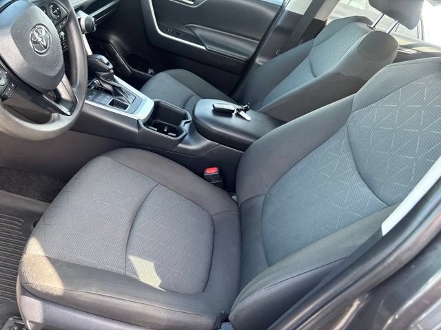 Used 2024 Toyota RAV4 XLE AWD/4WD image 11