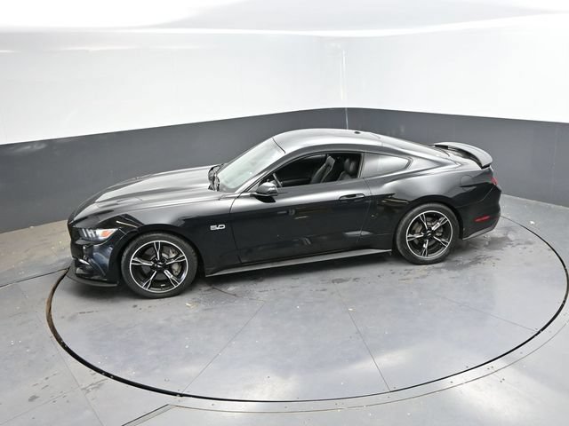 Used 2016 Ford Mustang GT Premium w/ Equipment Group 401A RWD image 38