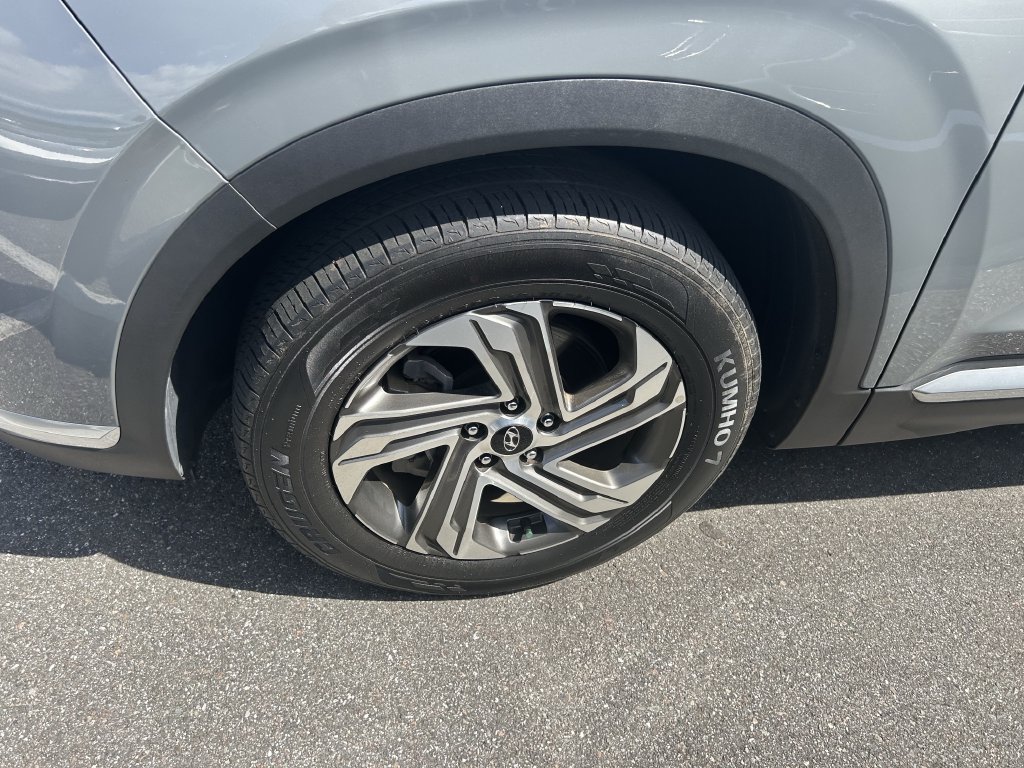 Used 2021 Hyundai Santa Fe SEL w/ Convenience Package FWD image 10