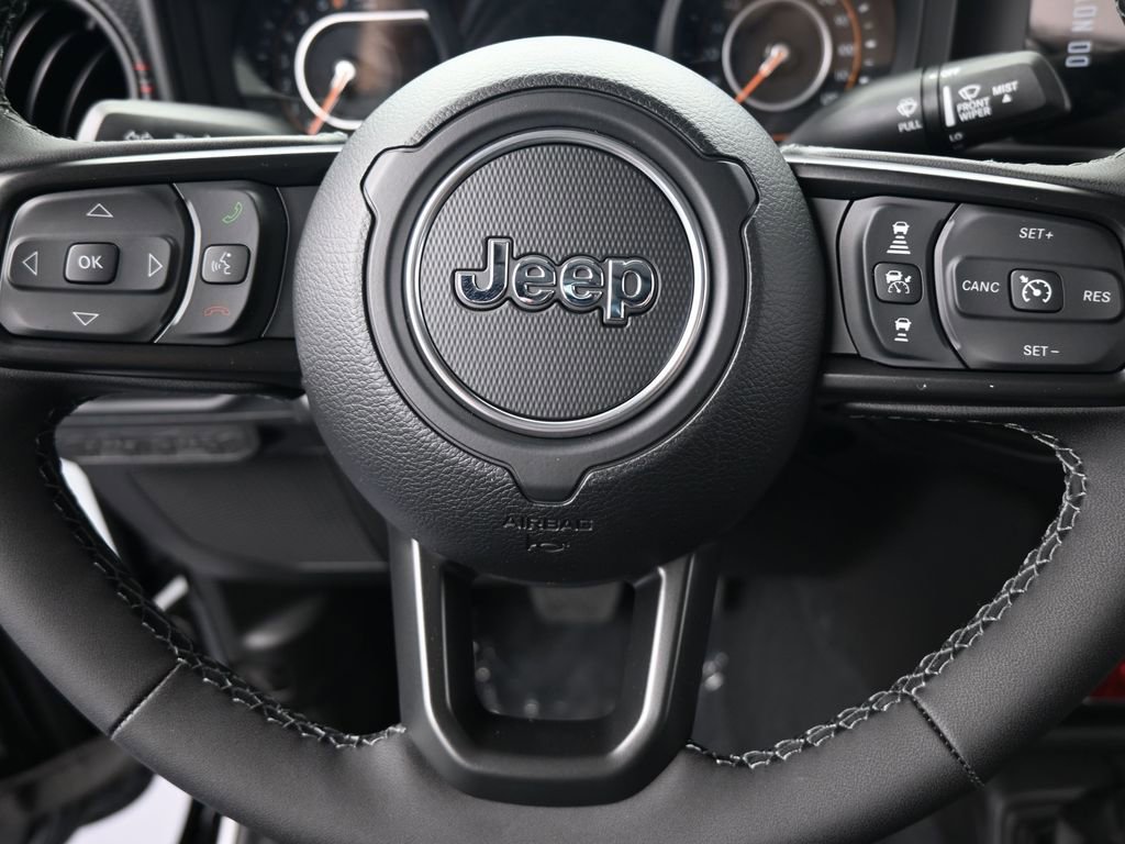 New 2026 Jeep Gladiator Rubicon w/ Steel Power Dome Hood Package AWD/4WD image 24