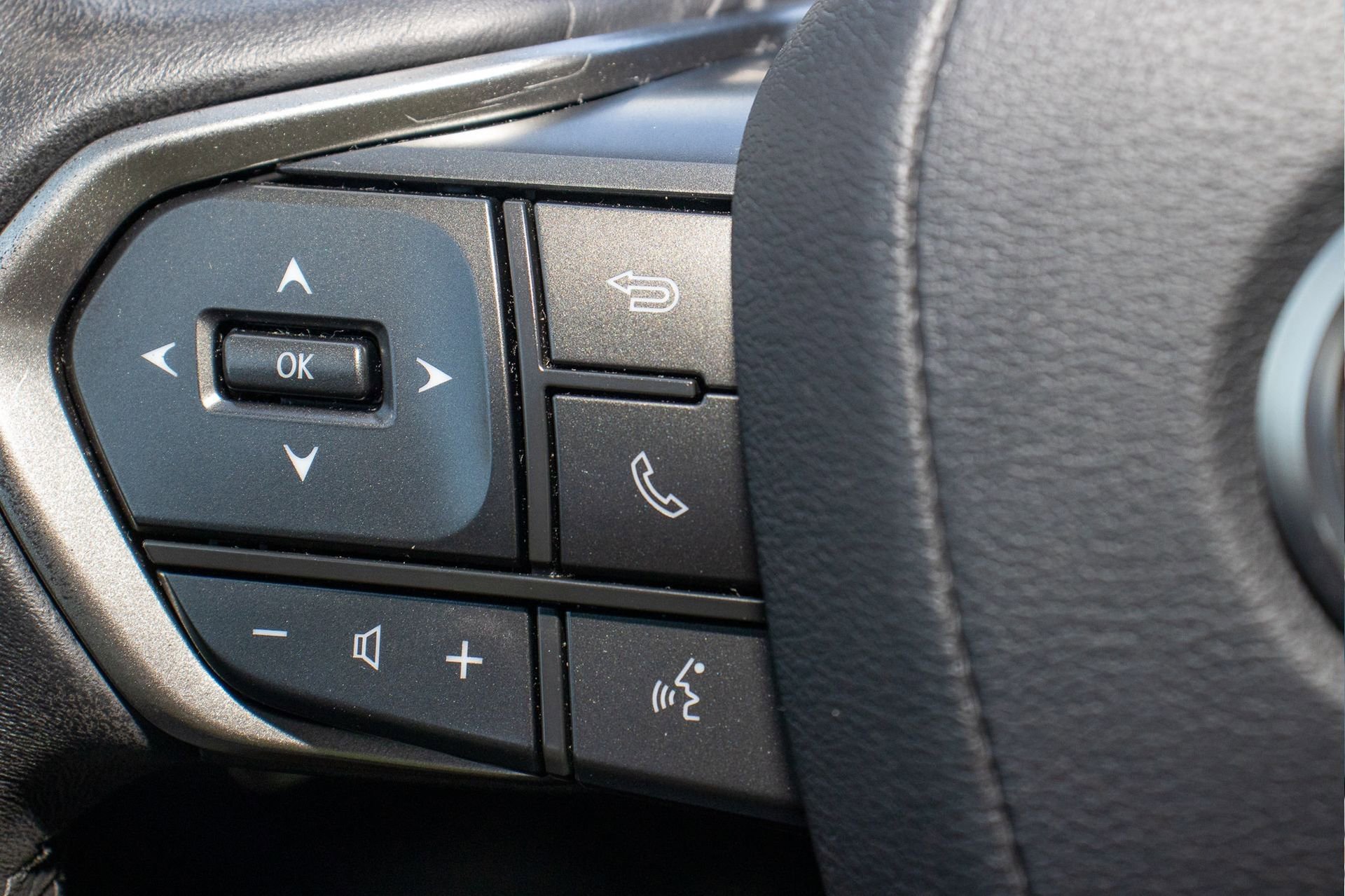 Used 2024 Lexus RX 350 FWD w/ Technology Package image 28