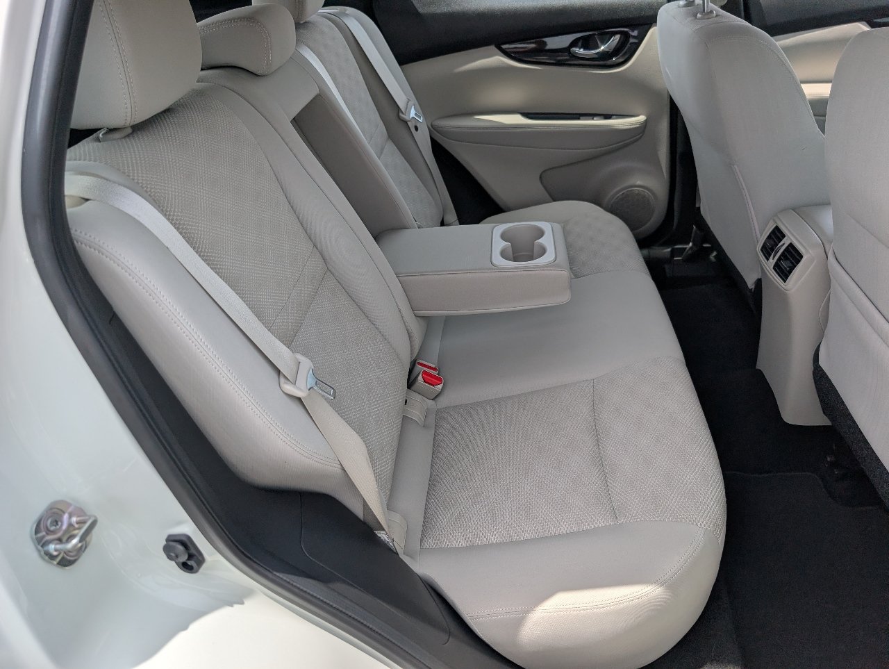 Used 2019 Nissan Rogue Sport SV FWD image 5