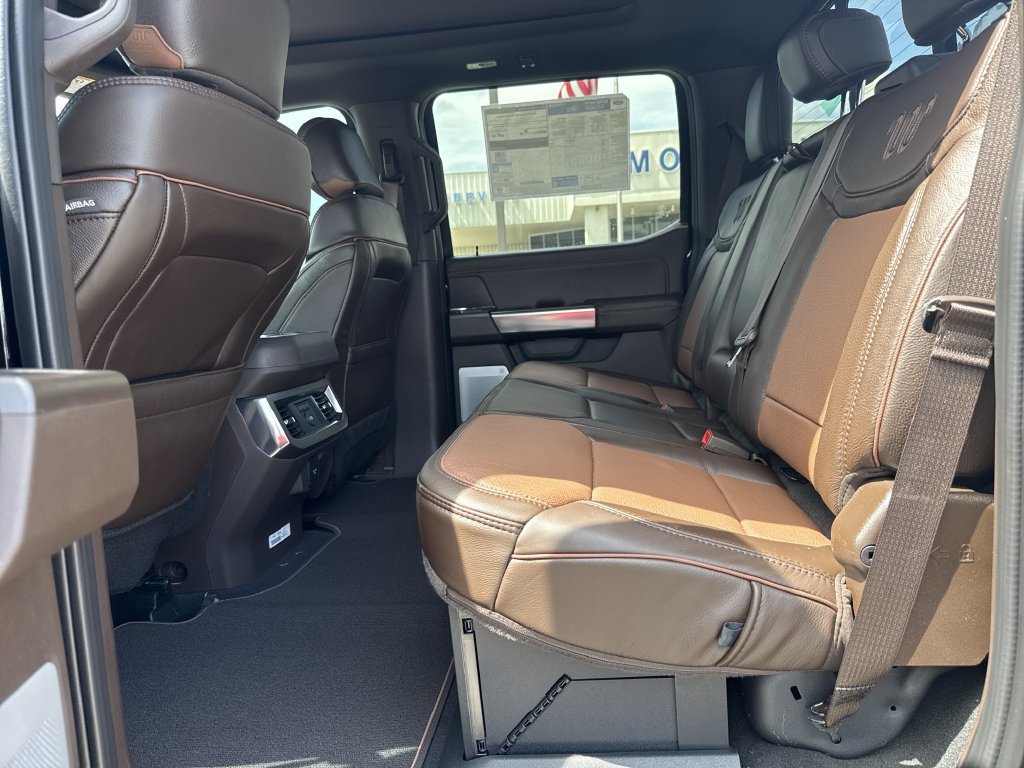 New 2026 Ford F250 King Ranch w/ Chrome Package AWD/4WD image 25