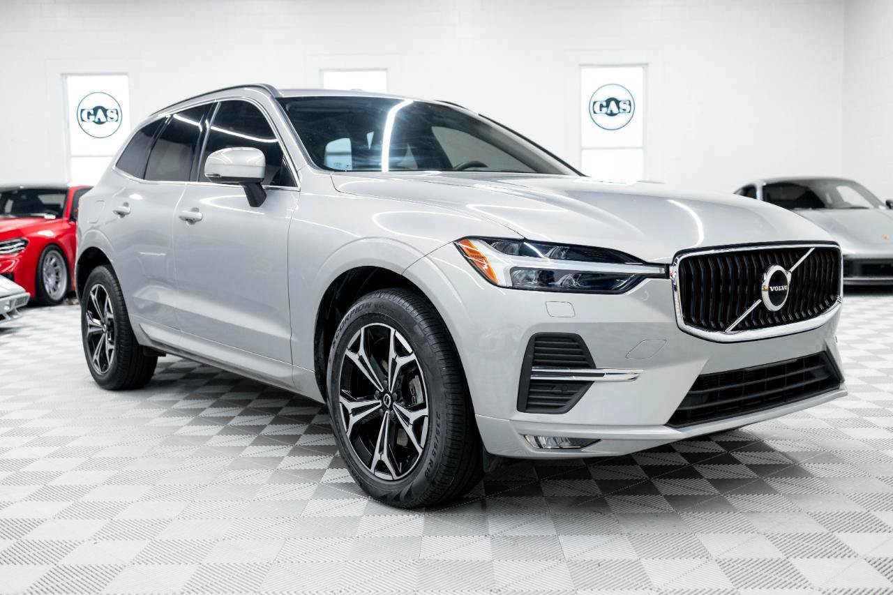 Used 2022 Volvo XC60 B5 Momentum w/ Climate Package FWD image 5