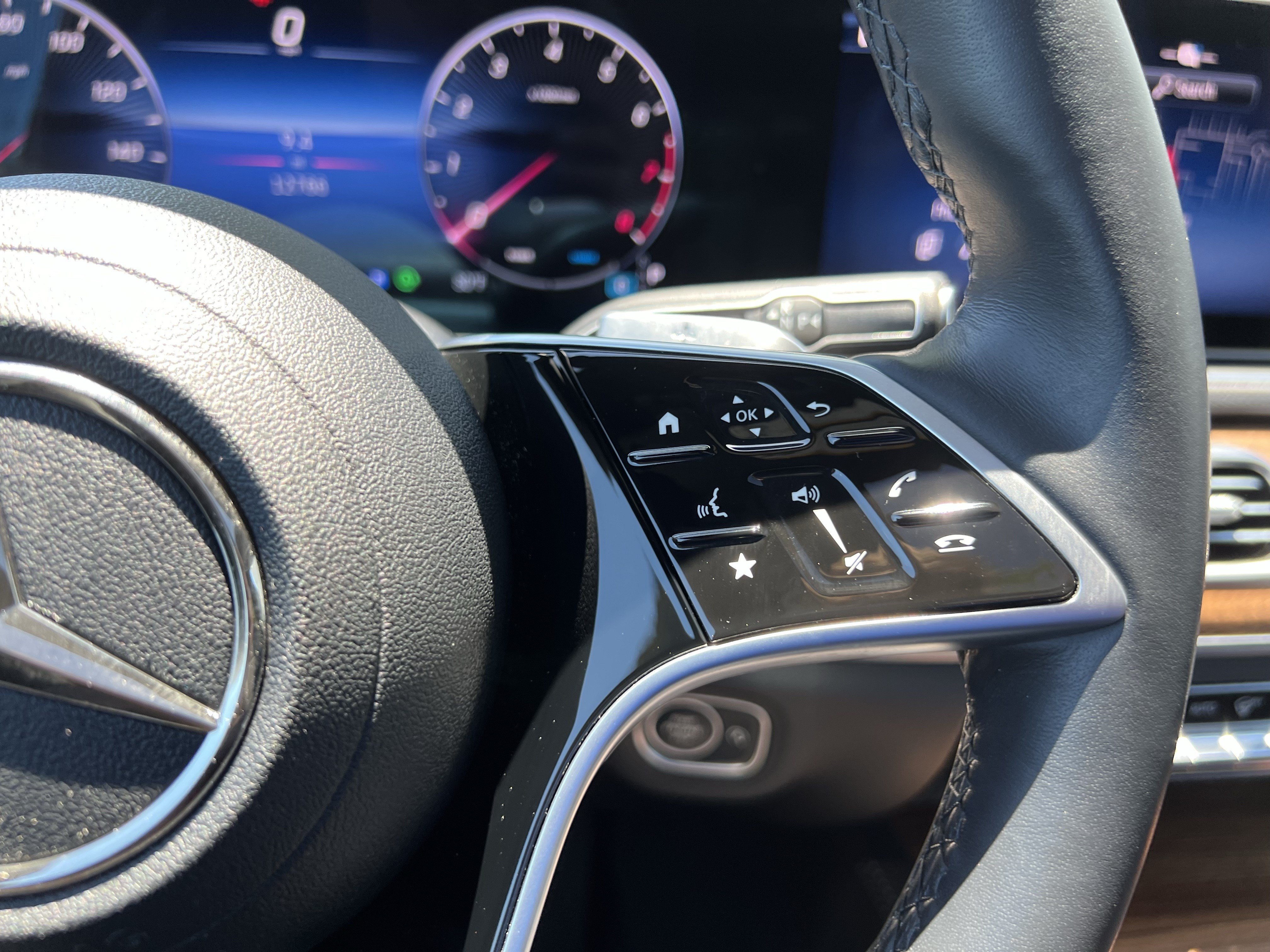 Certified 2025 Mercedes-Benz GLE 350 4MATIC image 20